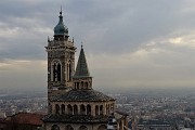 71 Dal Campanone Campanile e cupola di S.ta Maria Maggiore